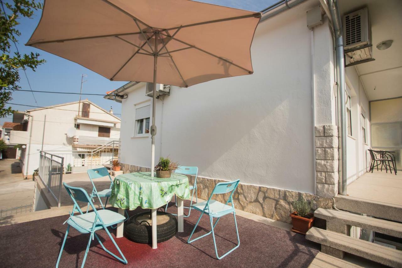 Apartment Ana 沃迪切 外观 照片