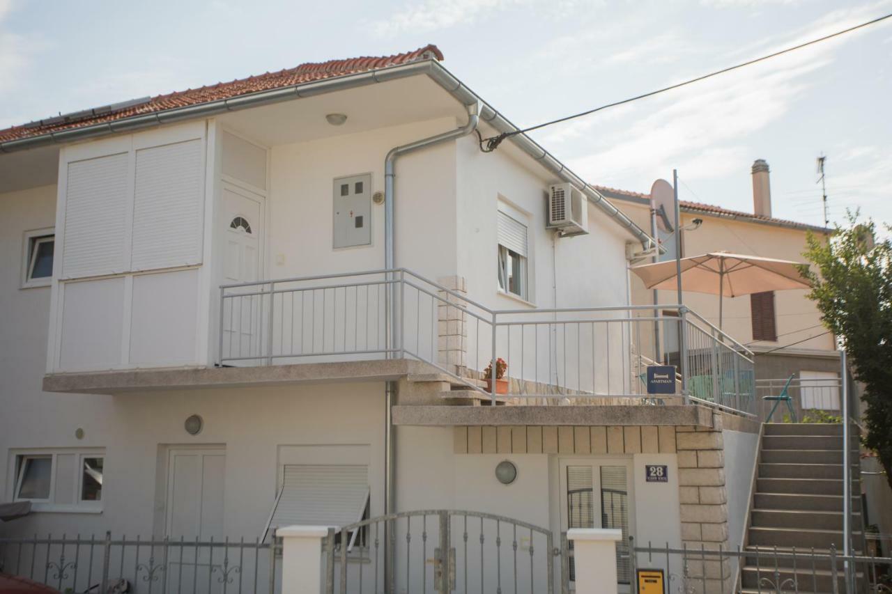 Apartment Ana 沃迪切 外观 照片