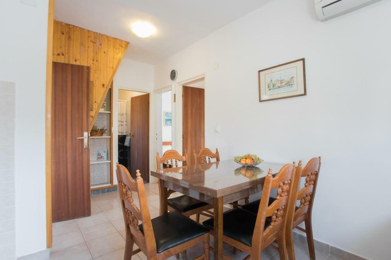 Apartment Ana 沃迪切 外观 照片
