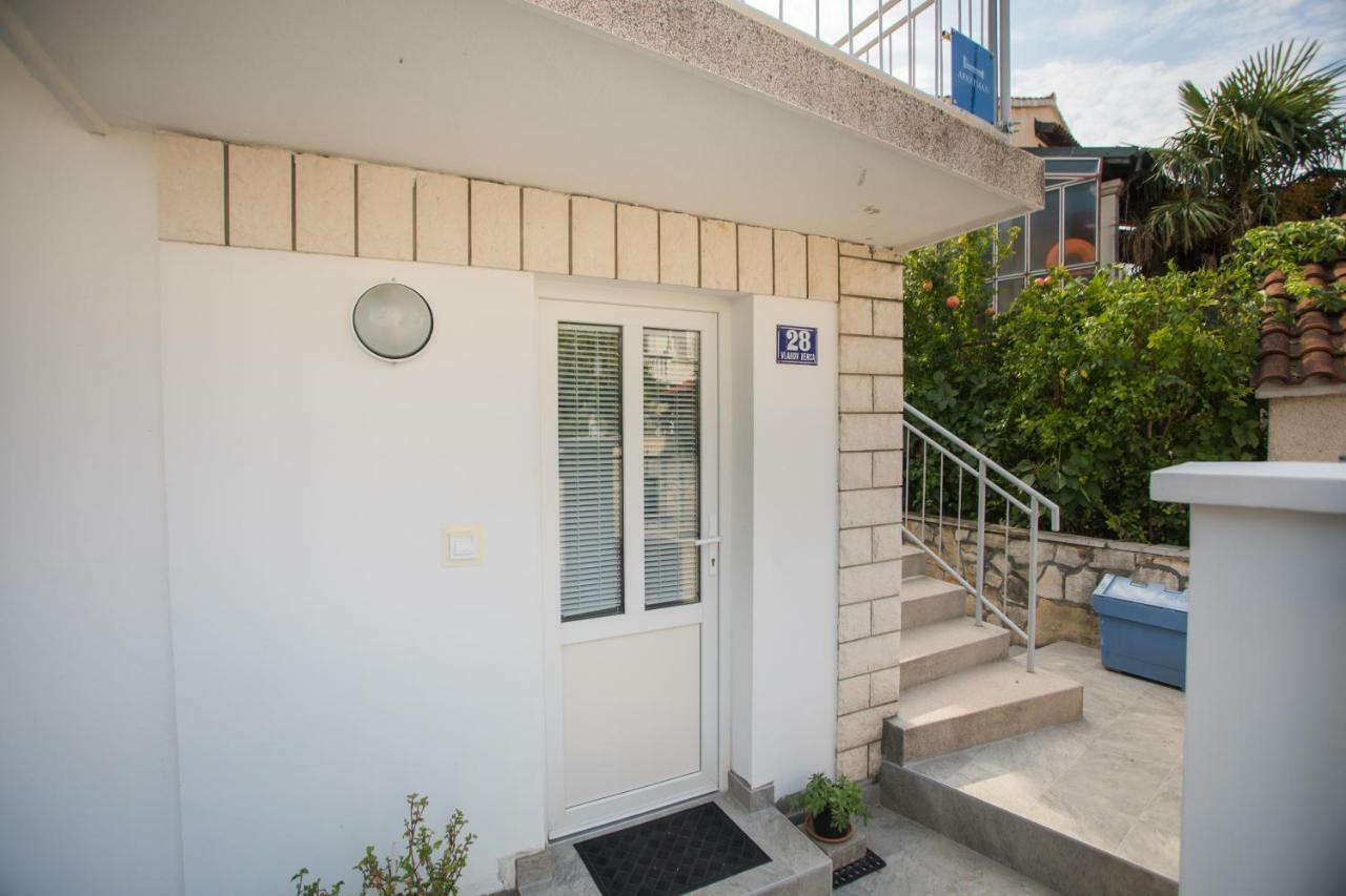 Apartment Ana 沃迪切 外观 照片