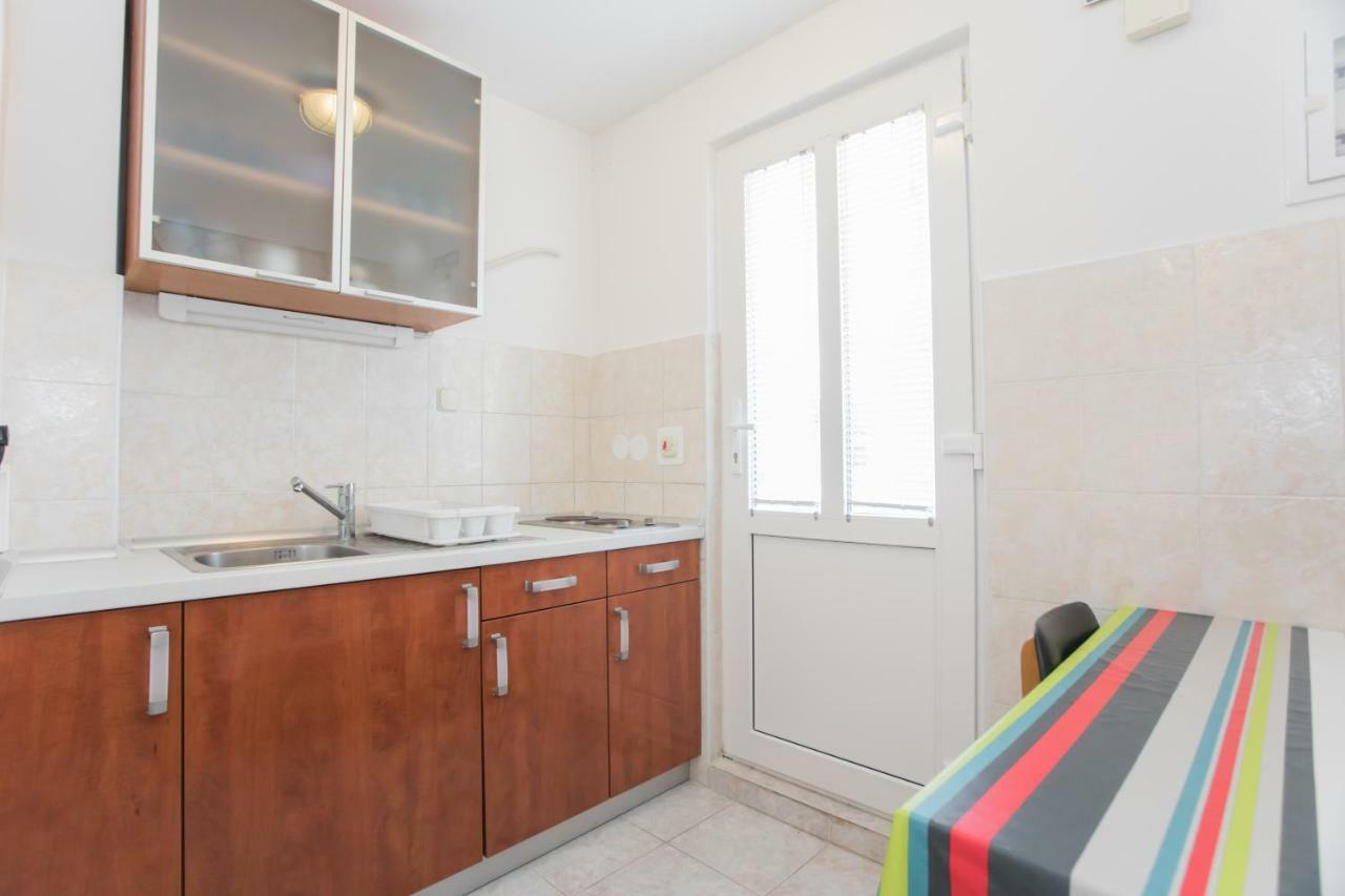 Apartment Ana 沃迪切 外观 照片